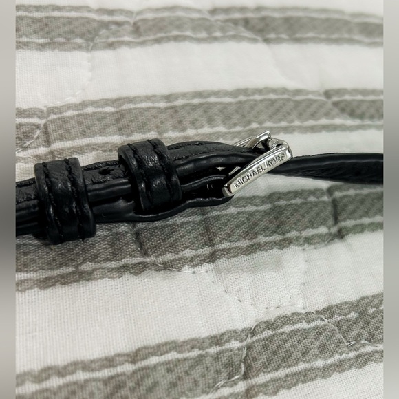 Like New Michael Kors Black Crossbody - Picture 6 of 9